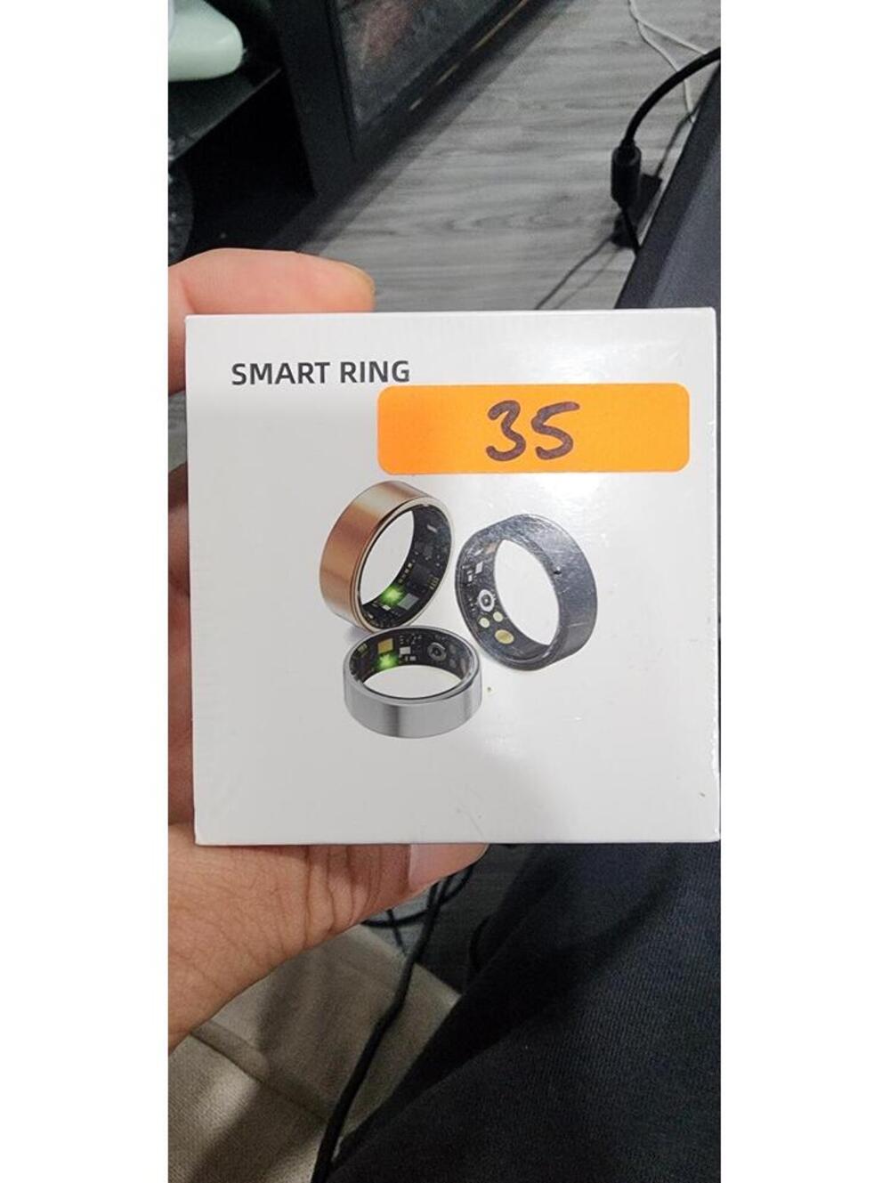 Smart Ring with Health and Activity Tracking Features size 6/7